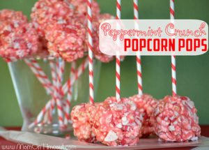 marshmallow-peppermint-crunch-popcorn-pops